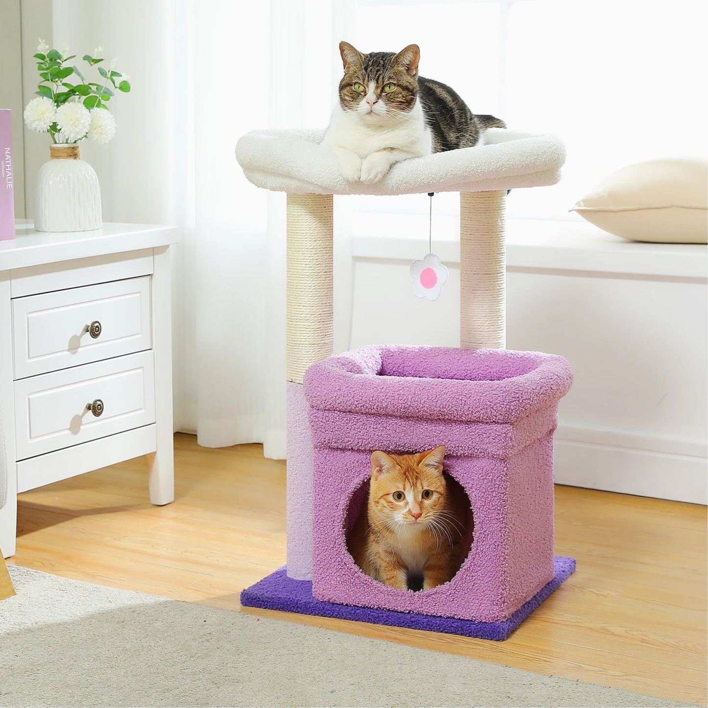 Cat Tree Cat Tower with Cozy Condo, Wide Top Perch,Natural Sisal Posts, Soft Plush,Playful Pom-Pom Suitable for 1-2 Indoor Cats MonAmiFidèle
