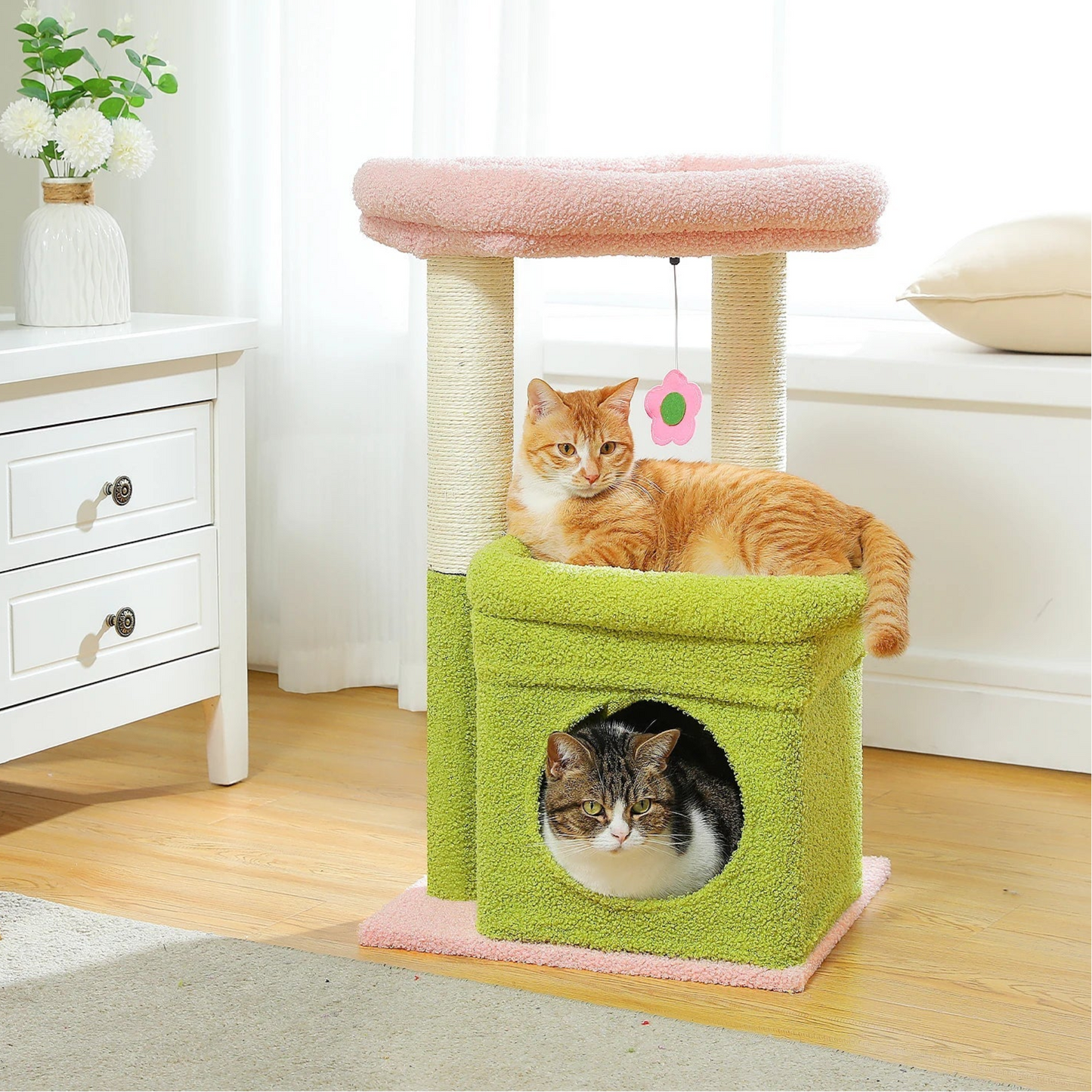 Cat Tree Cat Tower with Cozy Condo, Wide Top Perch,Natural Sisal Posts, Soft Plush,Playful Pom-Pom Suitable for 1-2 Indoor Cats MonAmiFidèle